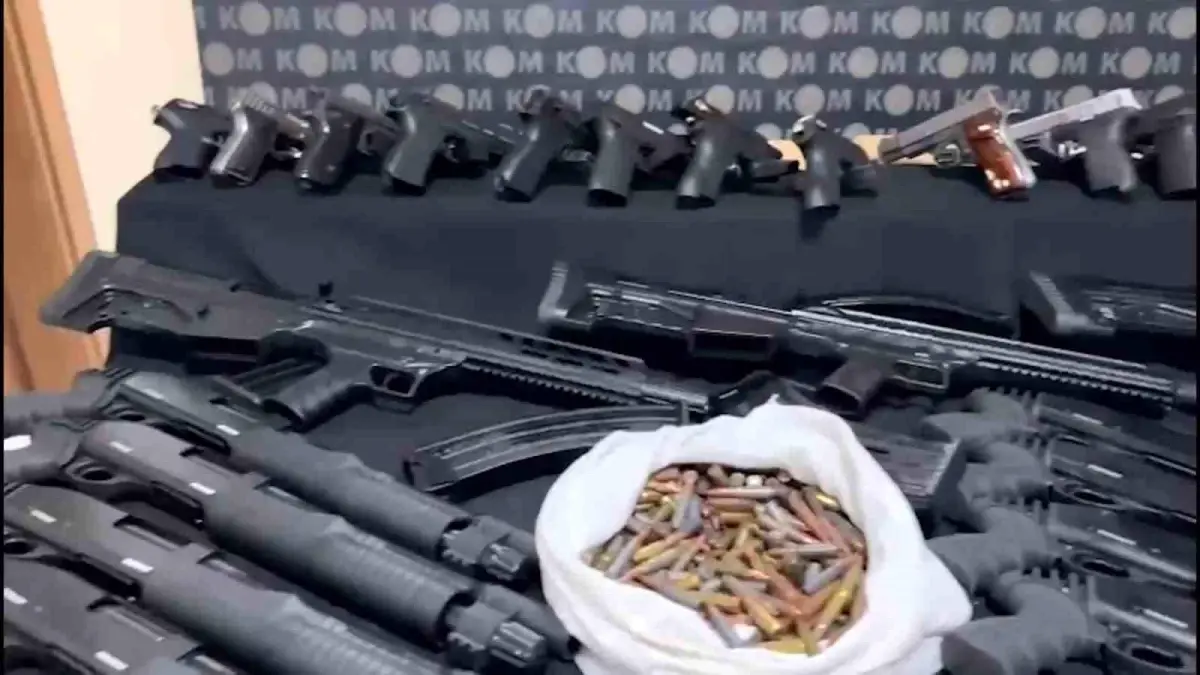 Hatay'da Silah Kaçakçılığı Operasyonu: Çok Sayıda Silah ve Mühimmat Ele Geçirildi