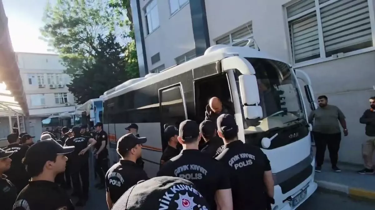 İBB'ye Yönelik Yolsuzluk Soruşturmasında Gözaltı Sayısı 38'e Yükseldi