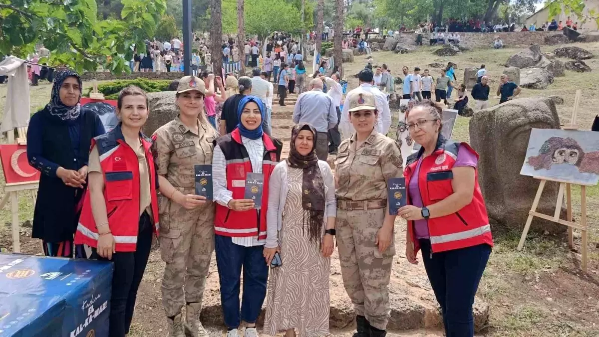 Gaziantep'te KADES Uygulaması ile 1.225 Kadına Destek