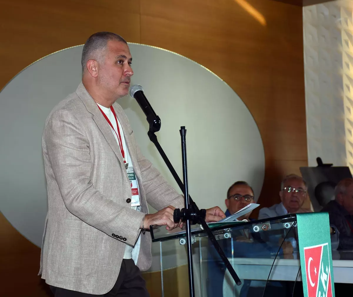 Karşıyaka Spor Kulübü'nde İlker Ergüllü İstifa Etti