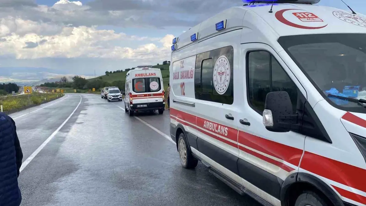 Tokat'ta Aile Kazasında 3 Yaralı
