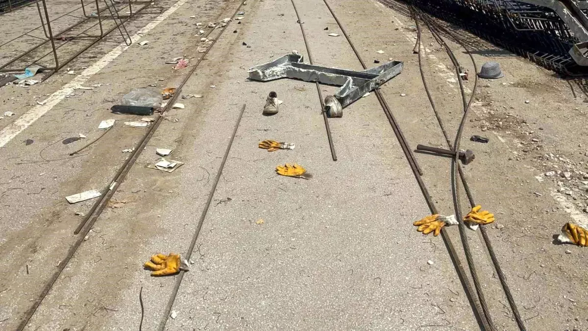 Isparta'da Üst Geçit Çalışmalarında Vinci Kopan Halat 3 İşçiyi Yaraladı