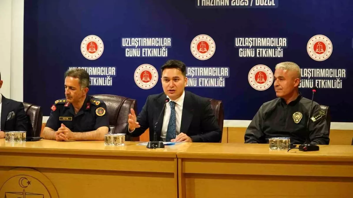 Düzce'de Uzlaştırmanın Önemi Paneli Düzenlendi