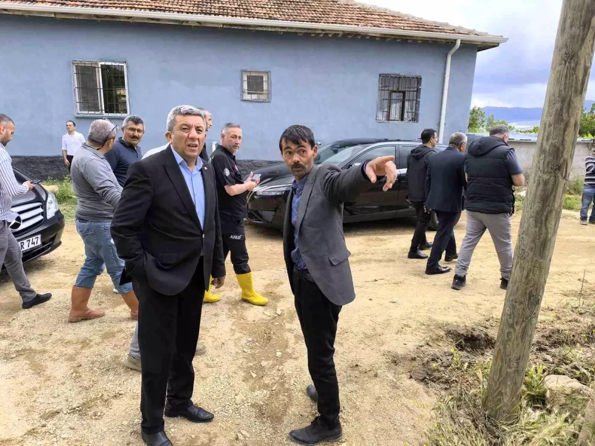 Kırşehir'de Tarım Arazileri Sel ve Doludan Etkilendi