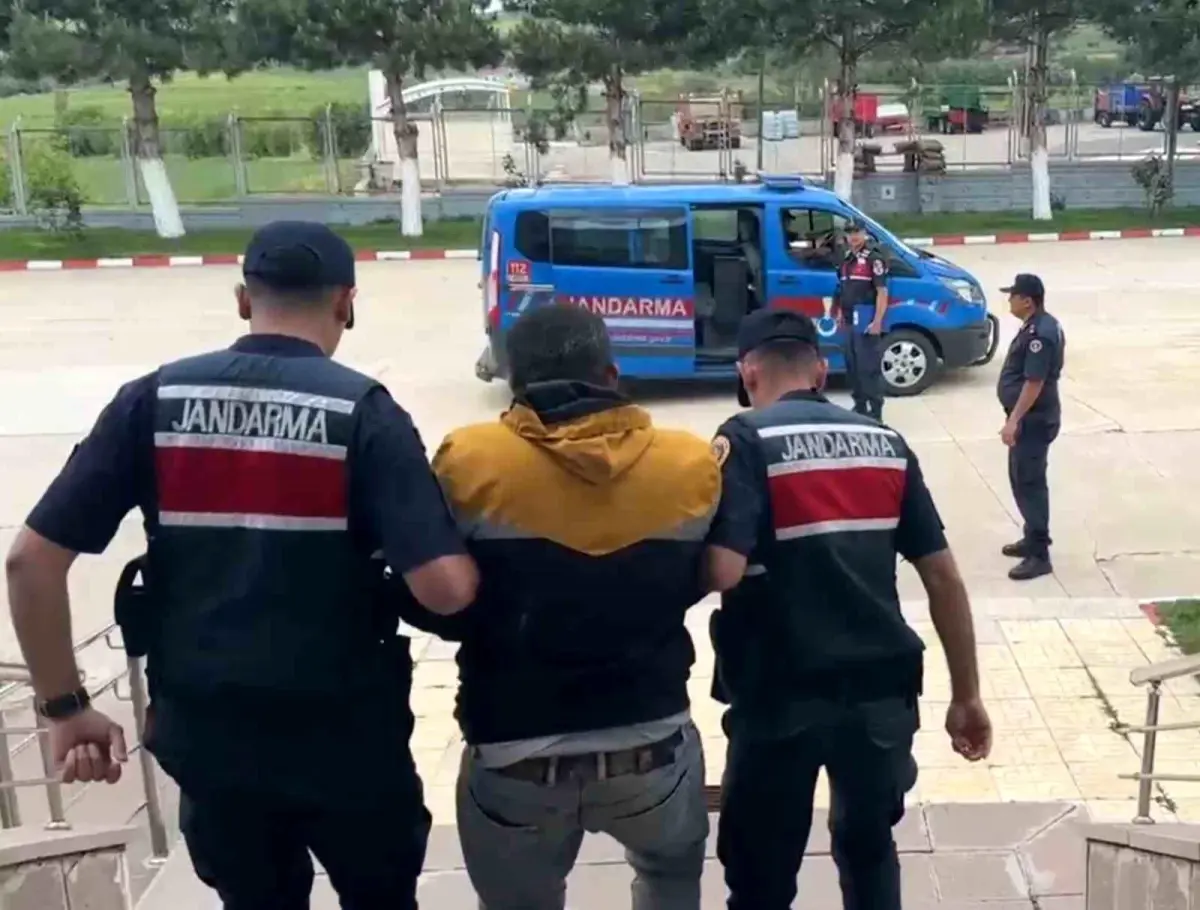 Aksaray'da Çalınan Traktör Bulundu, Hırsızlar Yakalandı