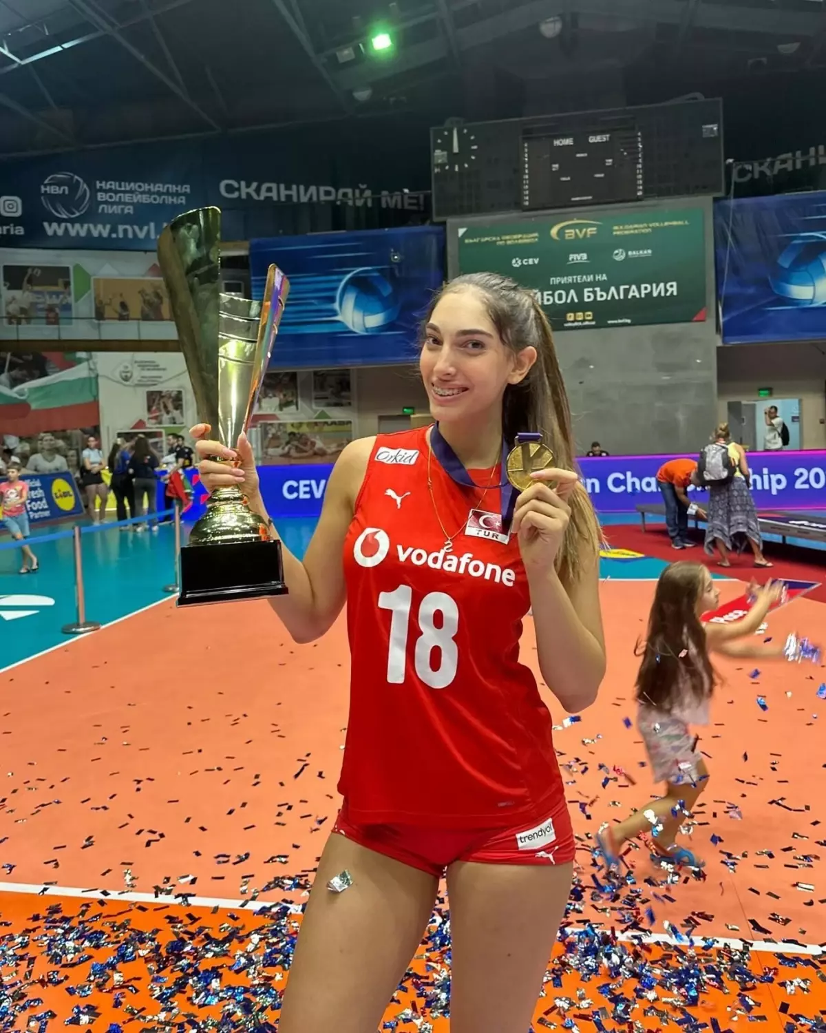 Aydın Büyükşehir Belediyespor, Selen Köse ile Sözleşme İmzaladı