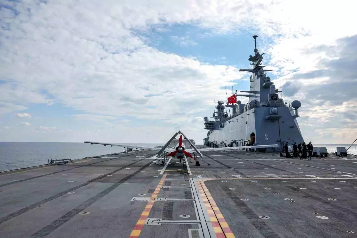 Bayraktar TB3 SİHA, TCG Anadolu'da 100 Sortiyle Tarih Yazdı