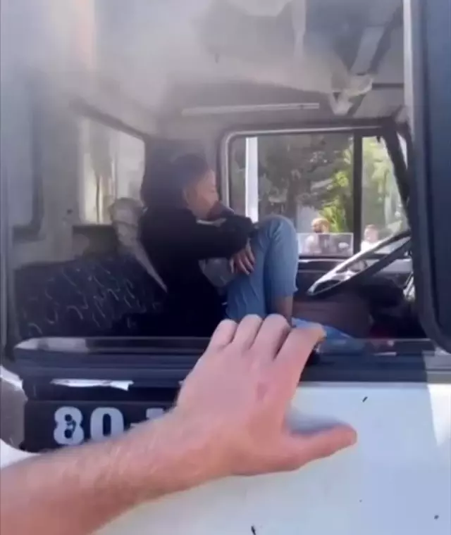 The young girl crashed the truck she stole! She froze when caught