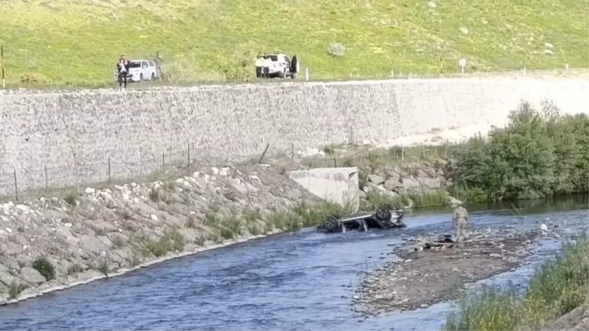 Erzurum'da Dereye Uçan Otomobilde Aile Feci Şekilde Hayatını Kaybetti