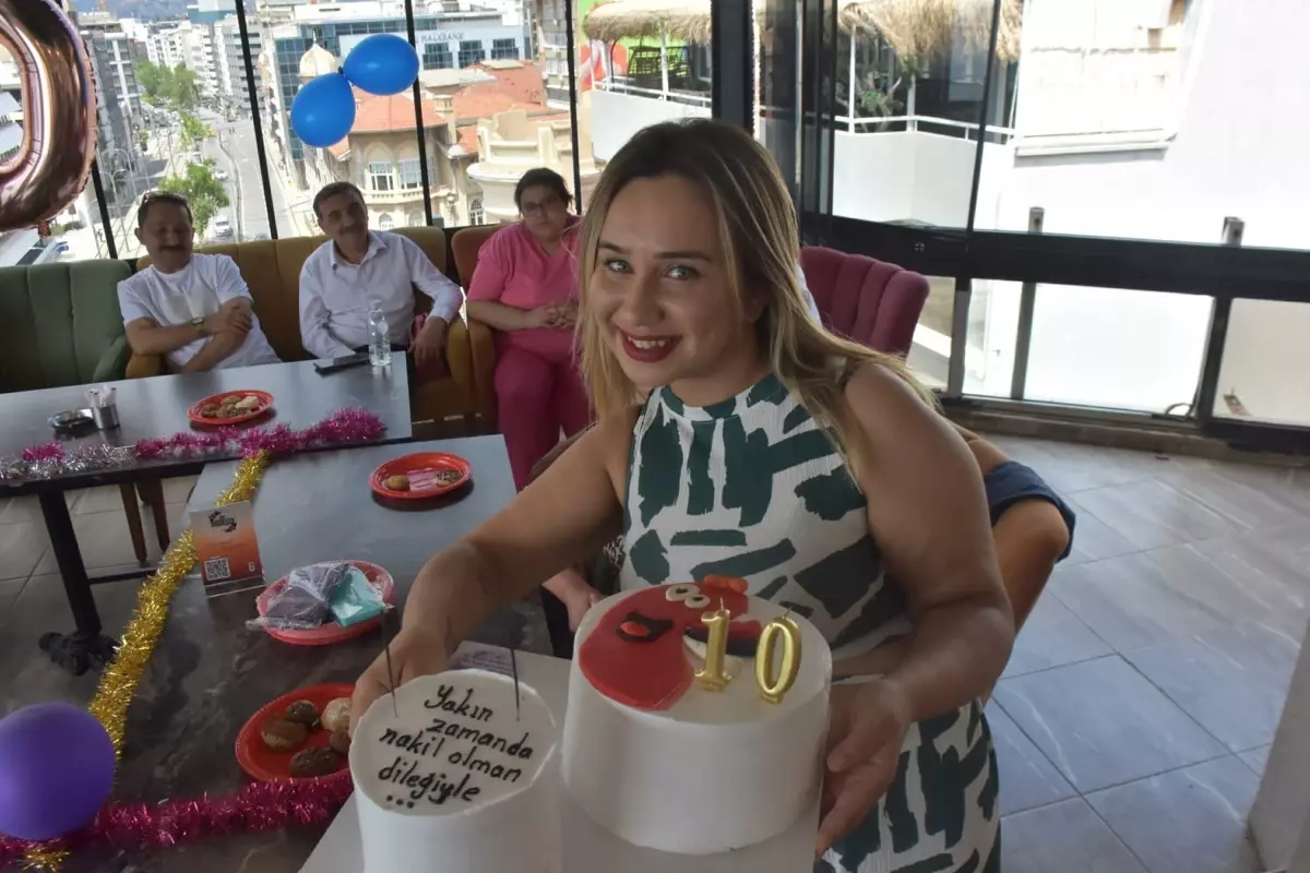 Diyalizinin 10'uncu yılını kutlayan Dilek: En kısa sürede naklimin yıl dönümünü kutlamak istiyorum
