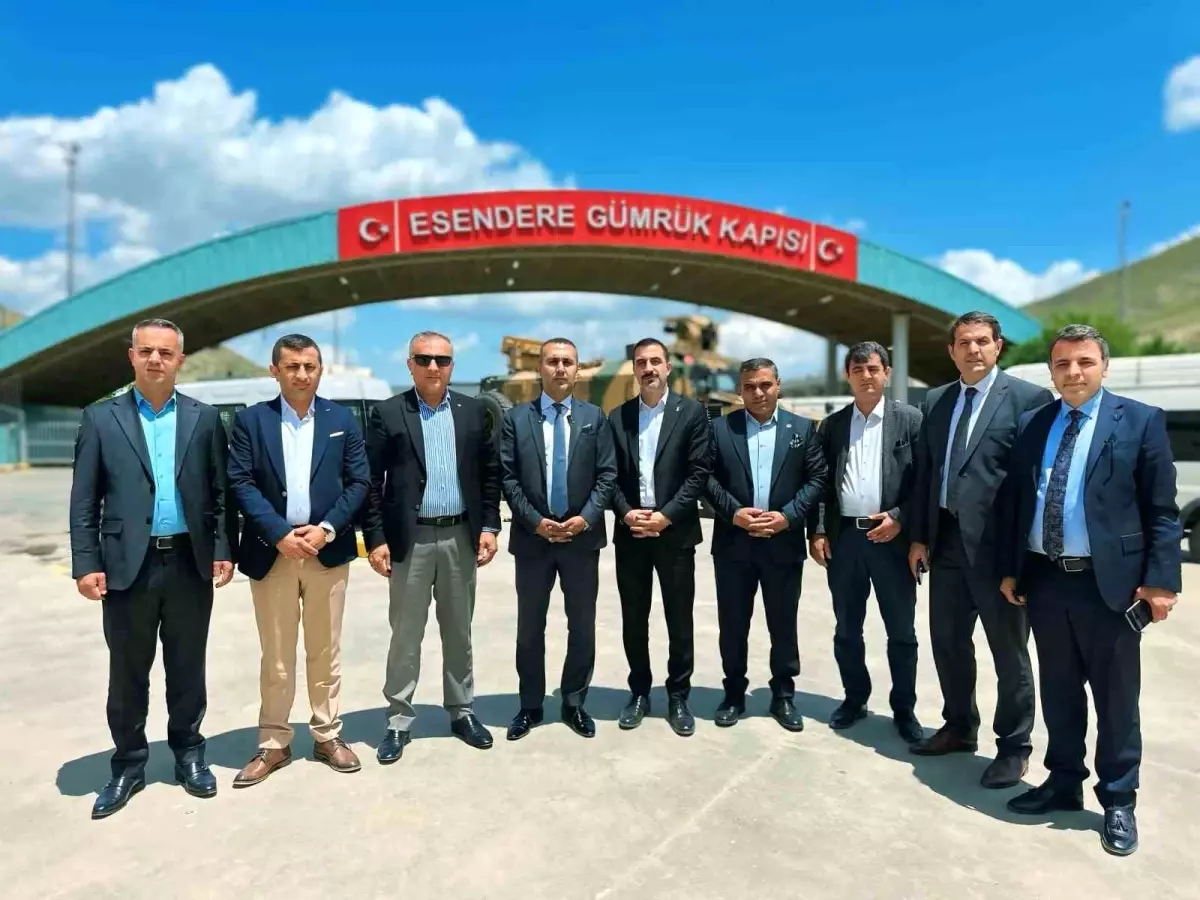 Esendere Sınır Kapısı'ndaki Gerginliği Azaltmak İçin STK'lar Toplandı