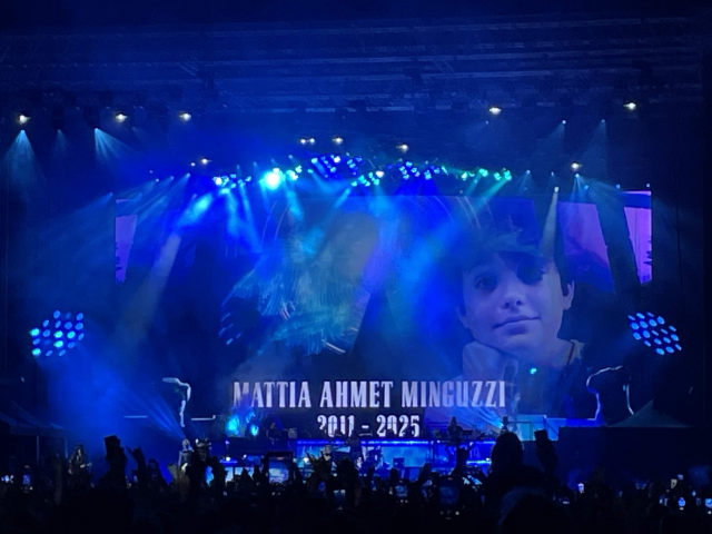 Mattia Ahmet Minguzzi was remembered at the Guns N' Roses concert