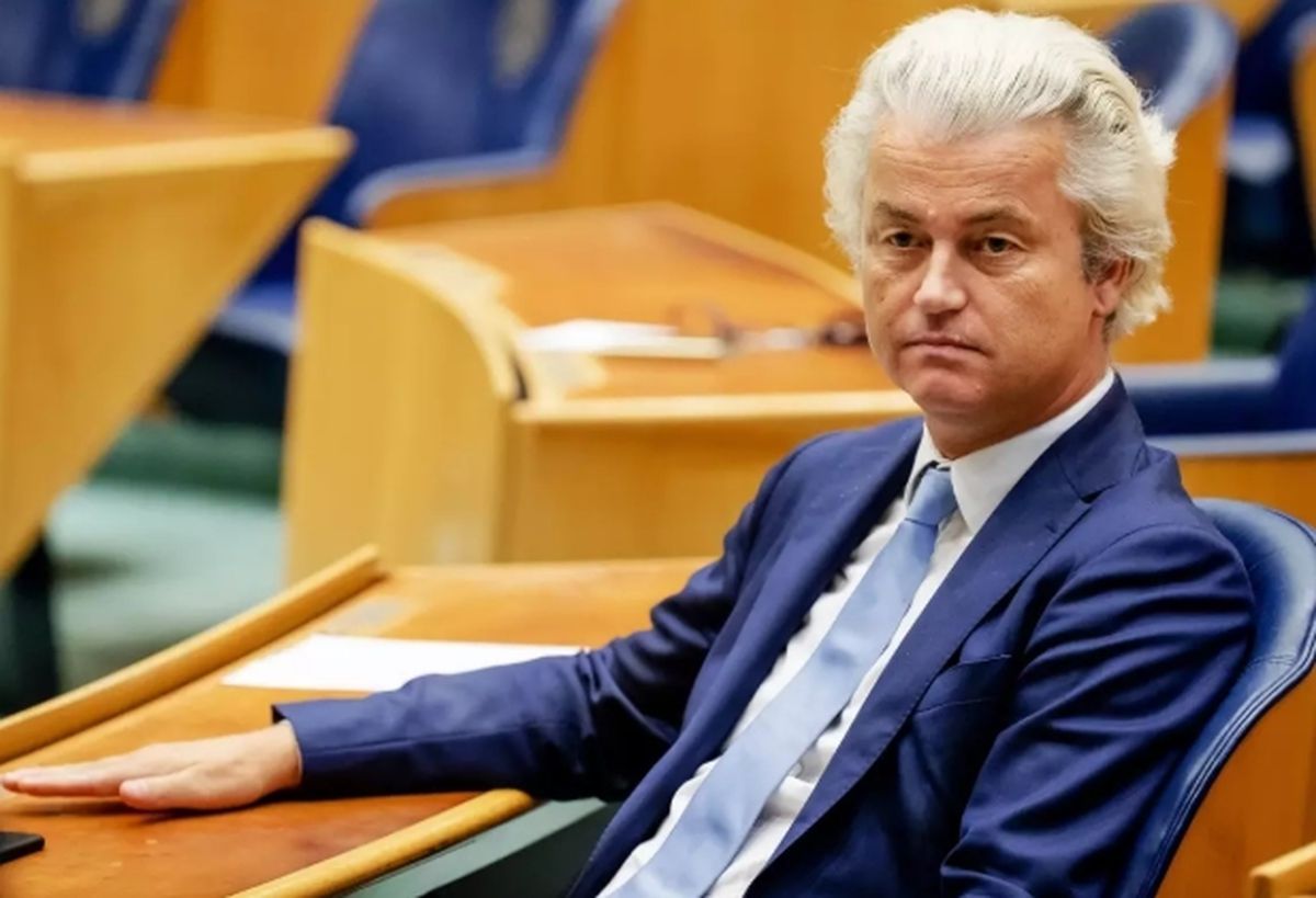 Hollanda'da hükümet düştü mü? Hollanda'da ne oluyor?