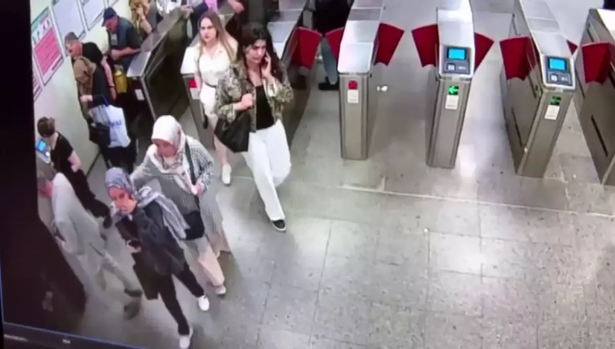 Marmaray'da Baba ve Genç Kız Arasındaki Tartışma Ortaya Çıktı
