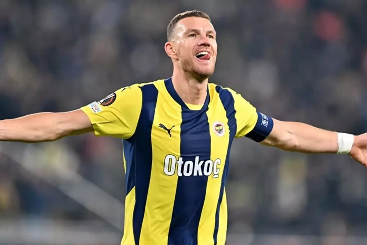 Prensipte anlaştı! İşte Fenerbahçe'den ayrılan Dzeko'nun yeni takımı