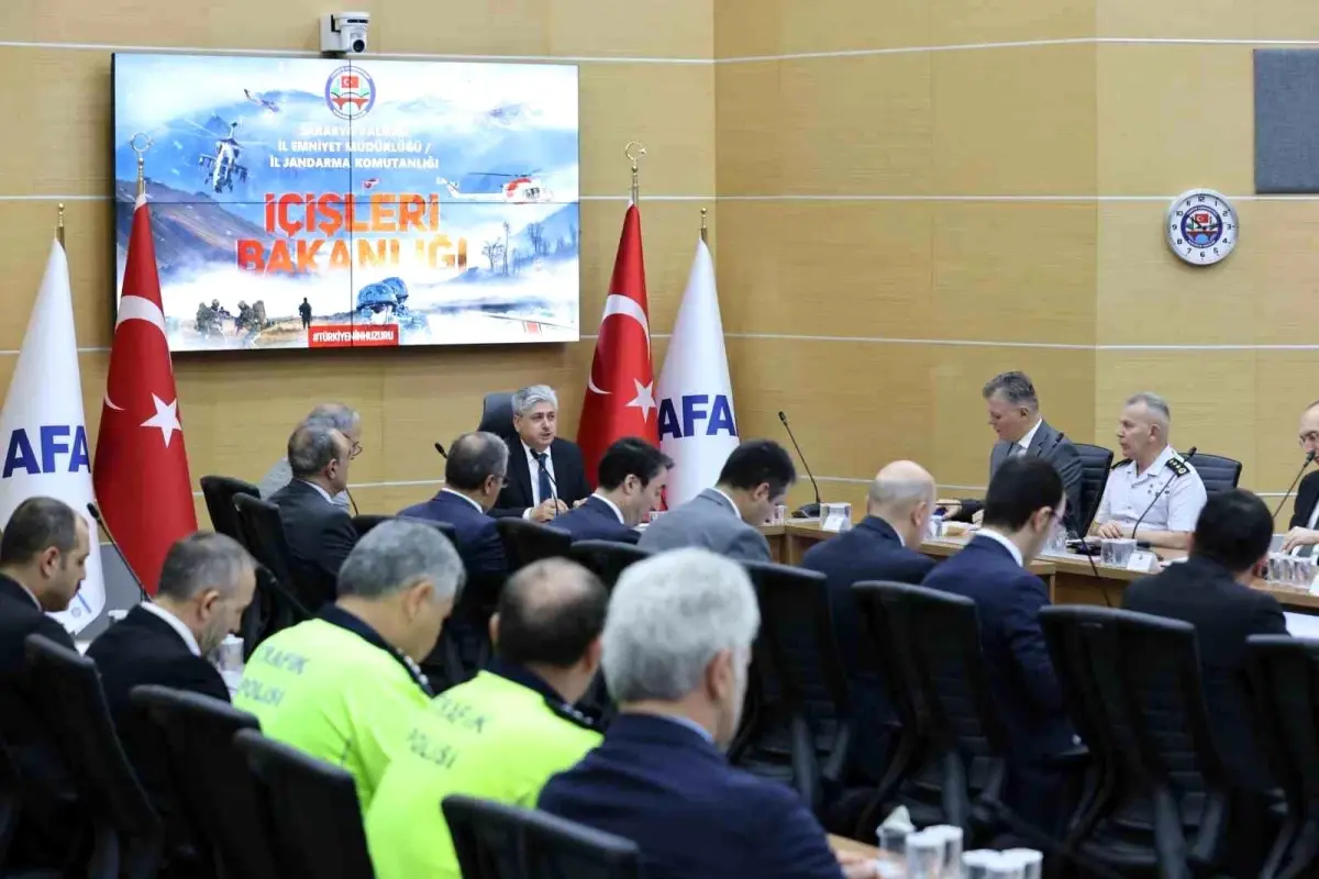 Sakarya'da Güvenlik Toplantısı: Kurban Bayramı Önlemleri Ele Alındı