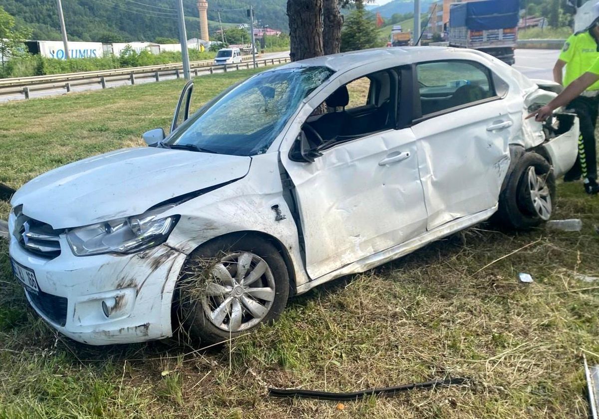 Samsun'da Tır ile Otomobil Çarpıştı: Sürücü Yaralı