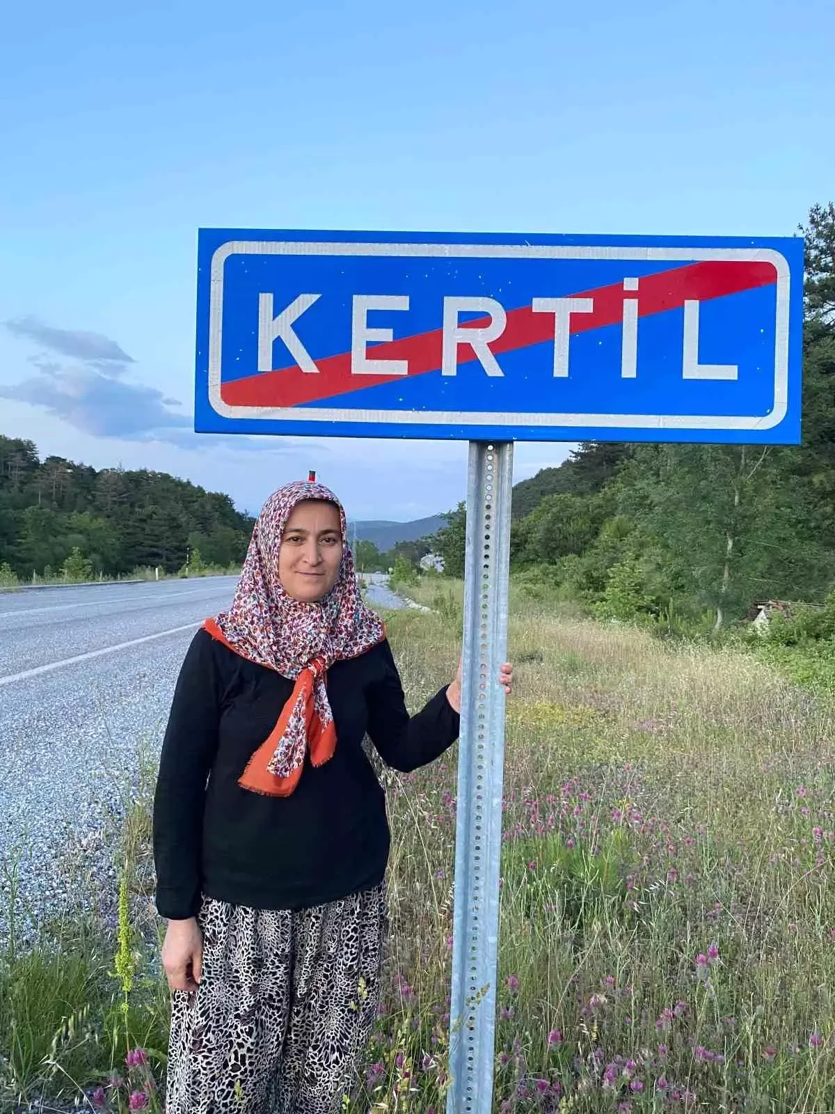 Kertil Mahallesi'nde Tarihi Seçim: Ayşe Demir, İlk Kadın Muhtar Oldu