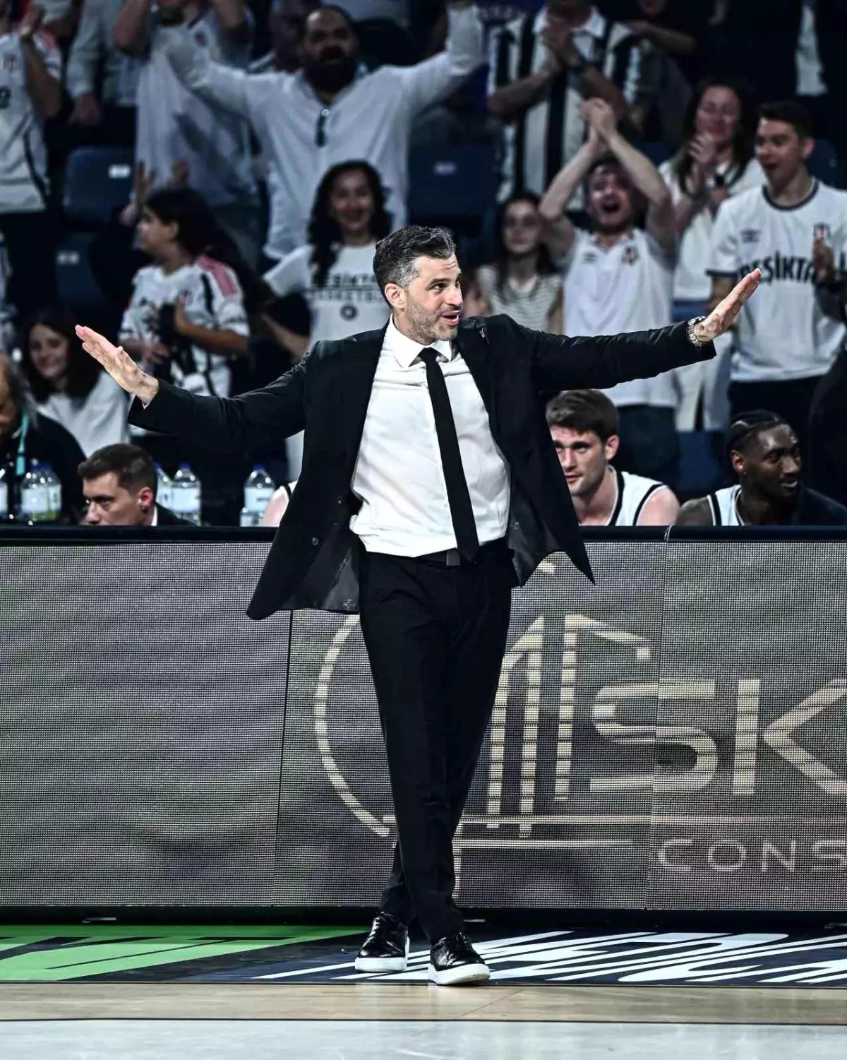 Beşiktaş Erkek Basketbol Takımı, Başantrenör Dusan Alimpijevic ile Sözleşme Uzattı