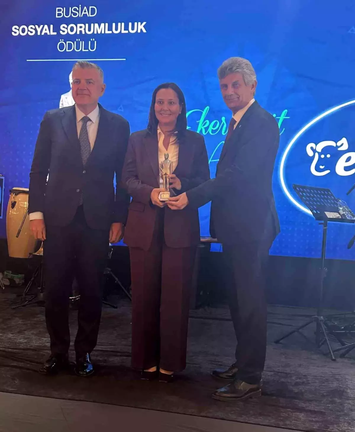 Eker Süt, Sosyal Sorumluluk Ödülünü Kazandı