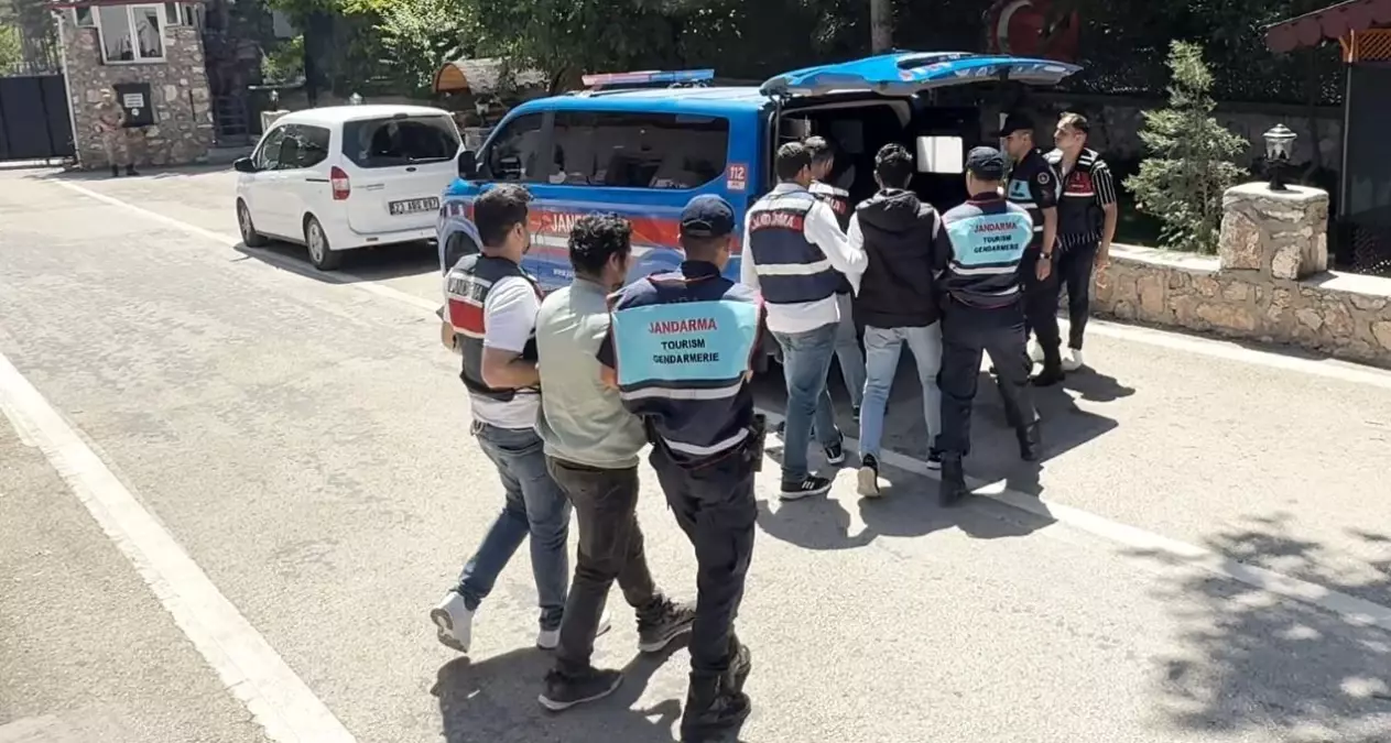 Elazığ Merkezli Dolandırıcılık Operasyonunda 3 Şüpheli Yakalandı