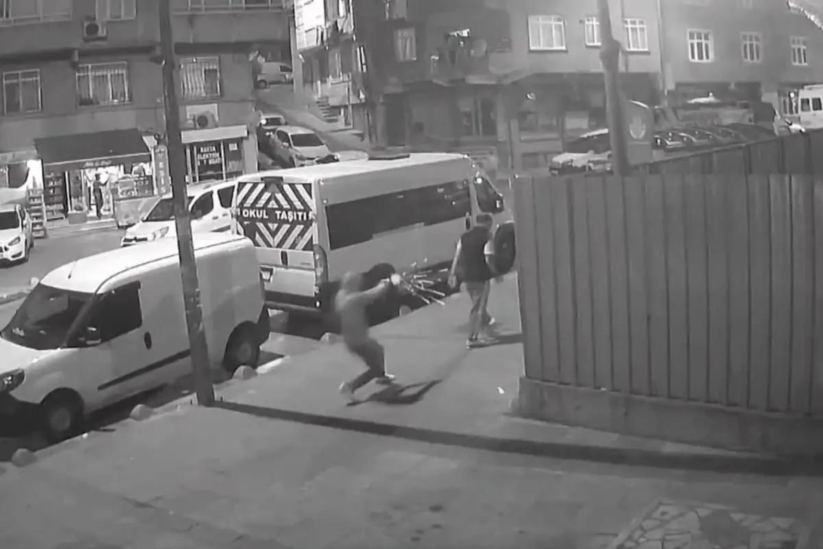 Eski sevgilisini kıskandı, arkadaşını sırtından vurarak katletti