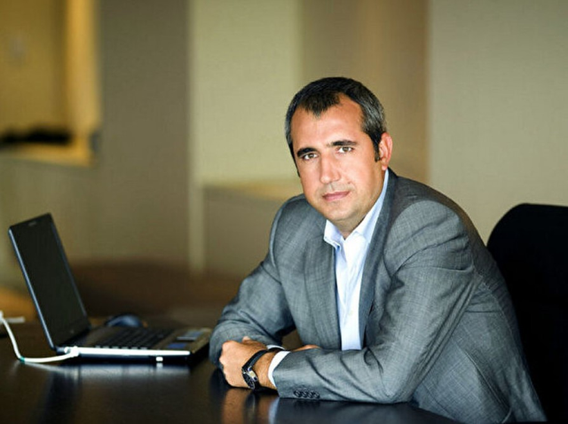 İBB yolsuzluk soruşturmasında itirafçı olan iş insanı Murat İlbak tahliye edildi İBB yolsuzluk soruşturmasında itirafçı olan iş insanı Murat İlbak tahliye edildi