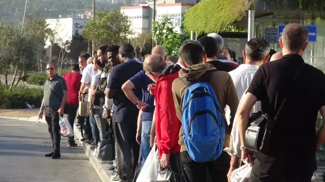 Chaos is growing in İzmir's strike! The meeting path is closed