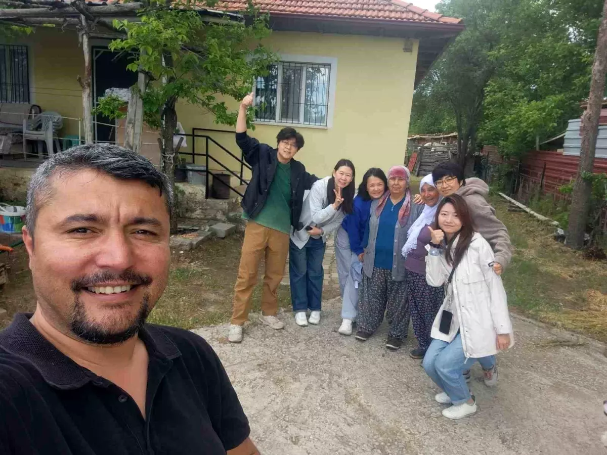 Çinli Turist Kafile Denizli'de Kaza Geçirdi, Türk Misafirperverliğiyle Karşılandı