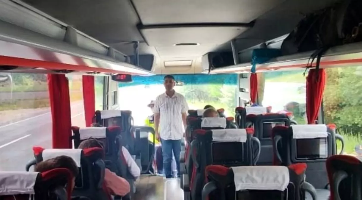 Konya'da Jandarma, Yolcu Taşımacılığında Sivil Denetim Gerçekleştirdi