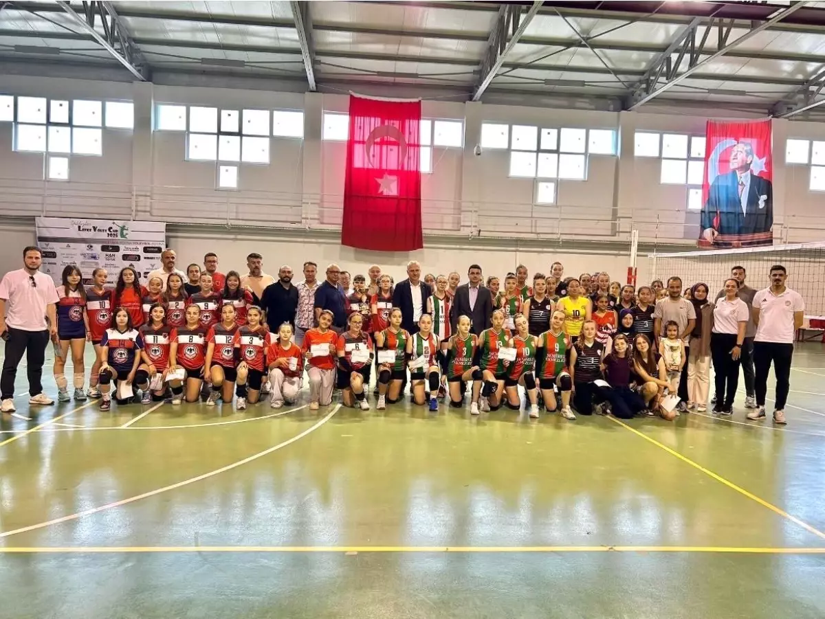 Lefke Voley Cup 2025 Turnuvası Başladı