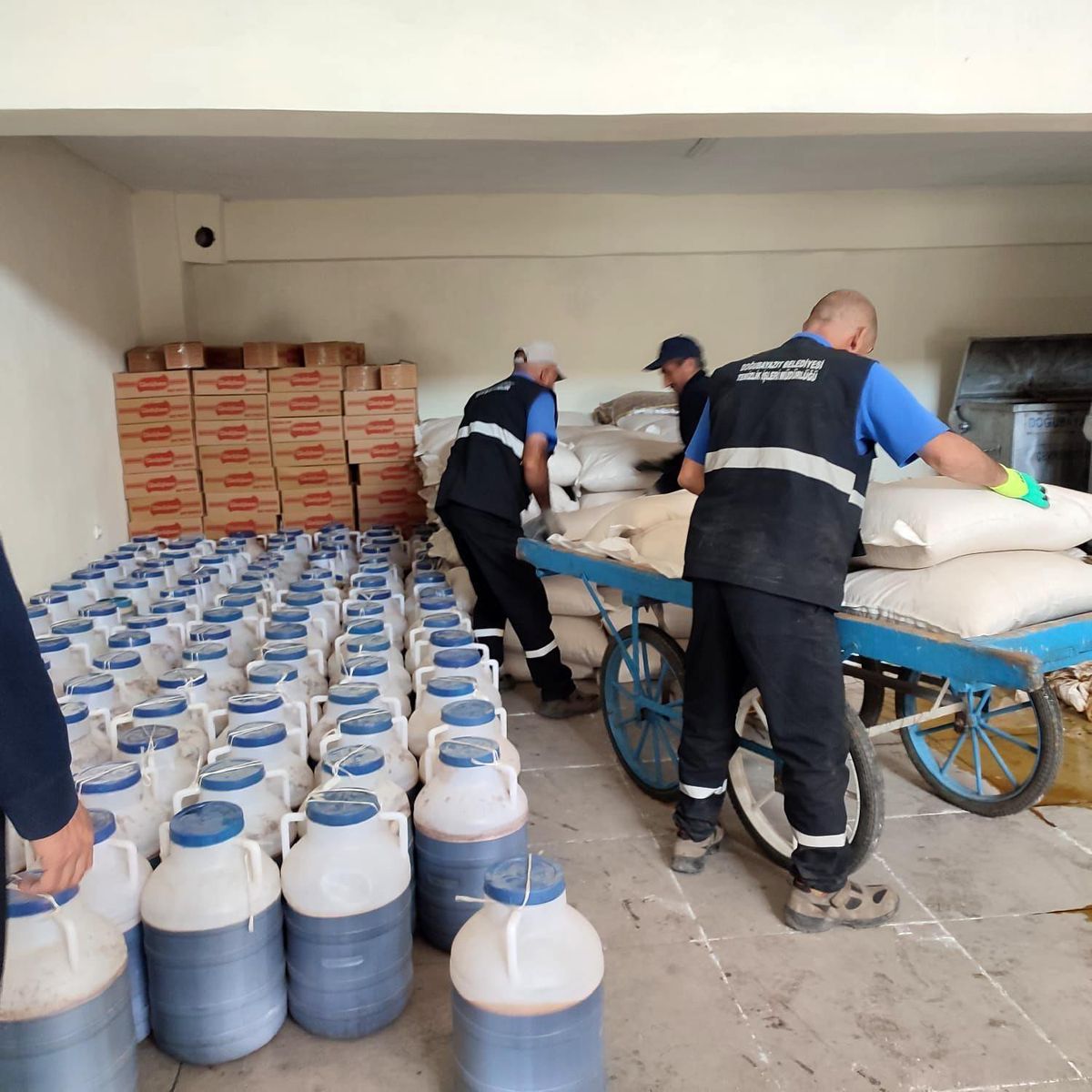 Ağrı'da Kurban Bayramı Öncesi Hijyen Denetimi: 8 Ton Pestil Ele Geçirildi
