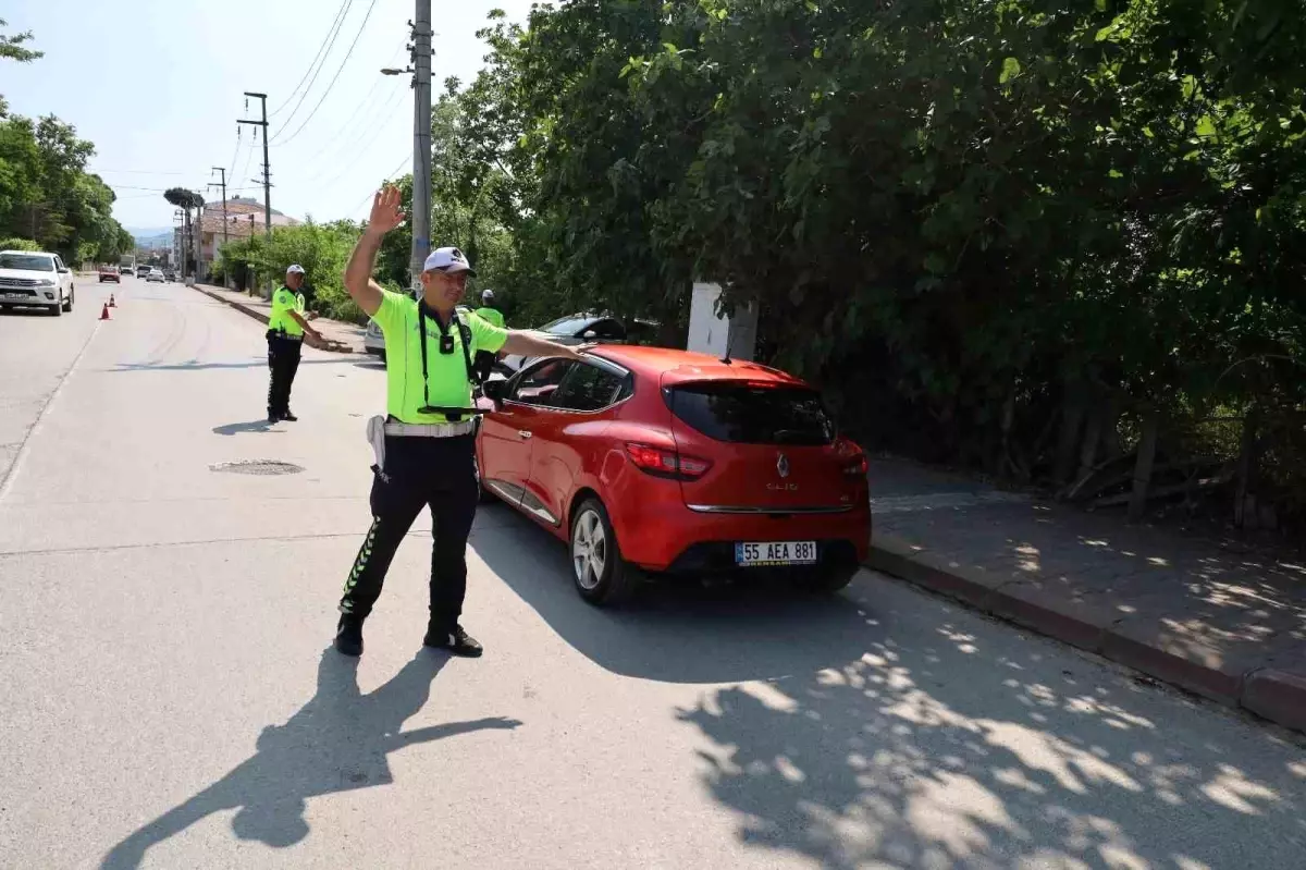 Bafra'da Kurban Bayramı Öncesi Trafik Denetimleri Sıklaştı