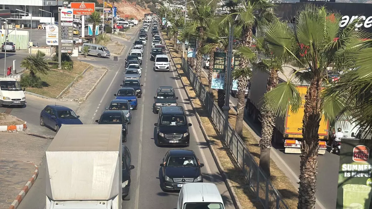 Bodrum'a Kurban Bayramı Öncesi 50 Bin Araç Girişi