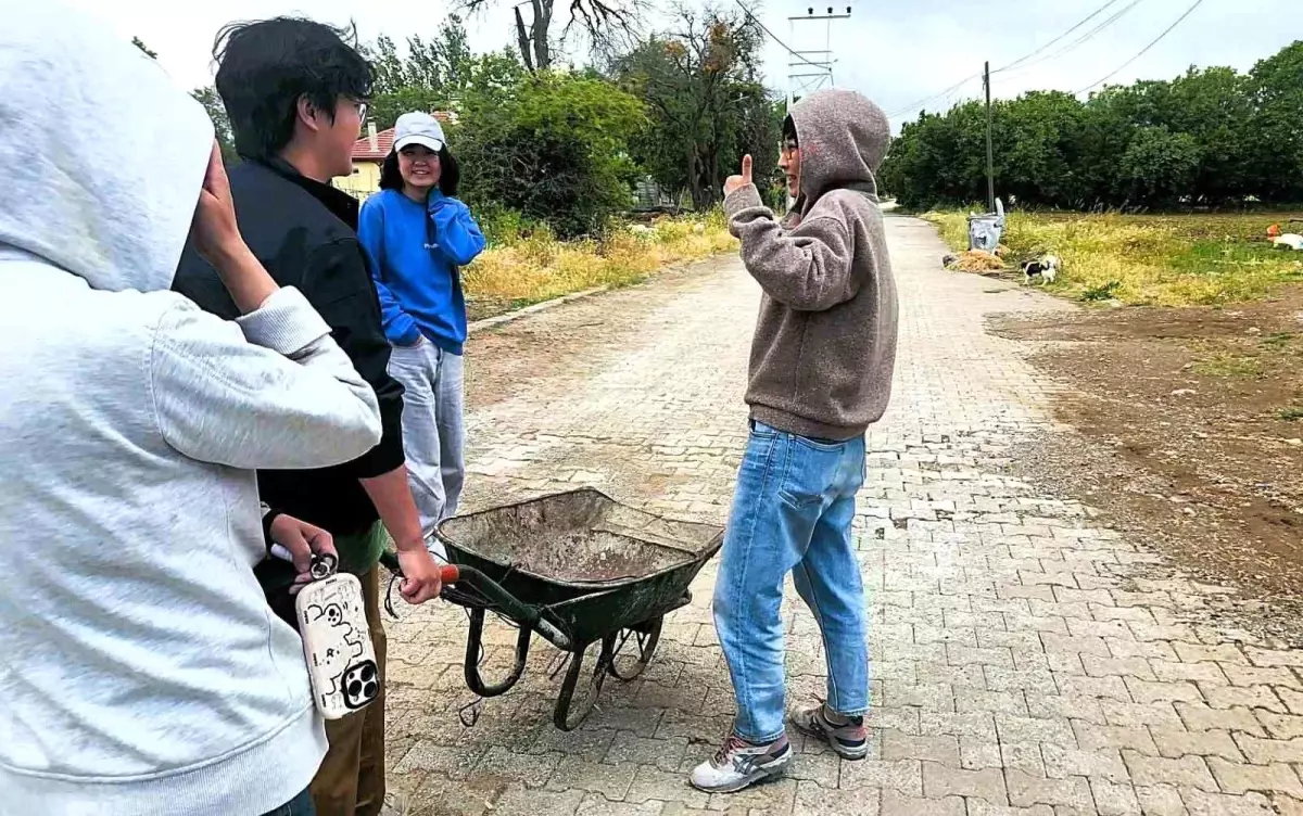 Çinli Turistlerden Duygulandıran Misafirlik