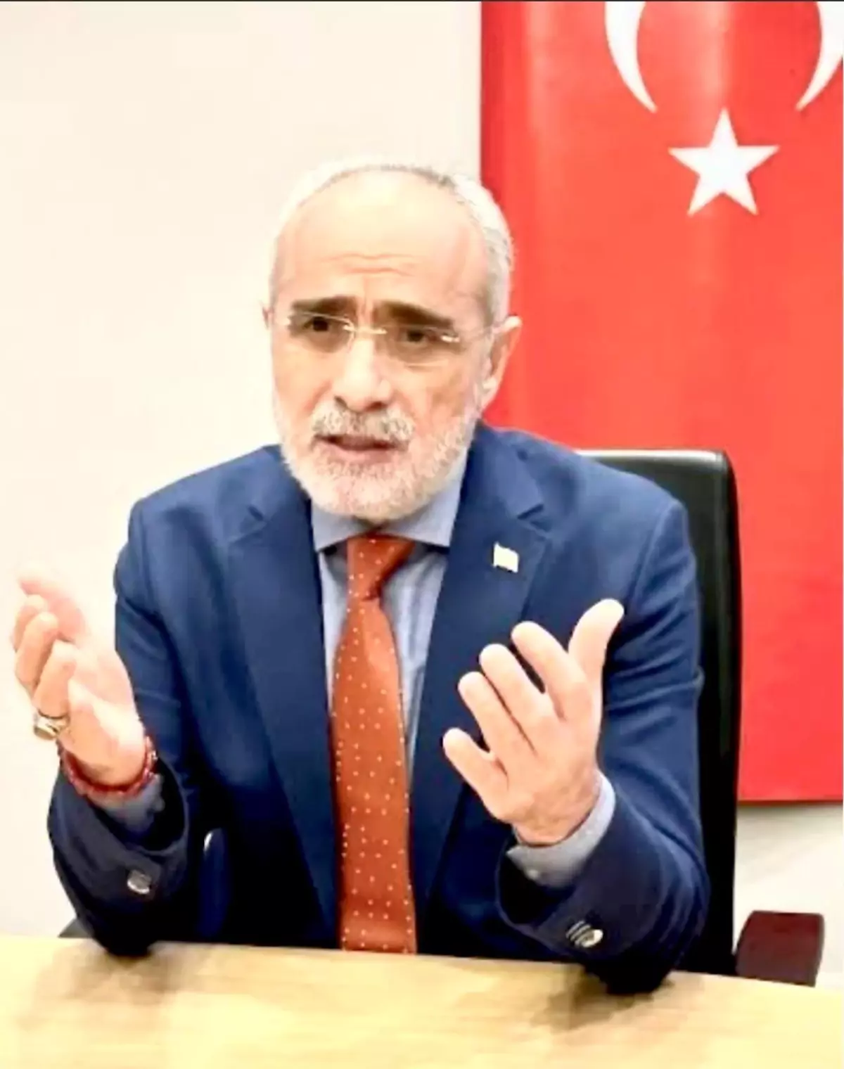 Cumhurbaşkanı Başdanışmanı Topçu: 'Bayramlarımız birliğin yeniden kuvvet kazandığı müstesna günlerimizdir'