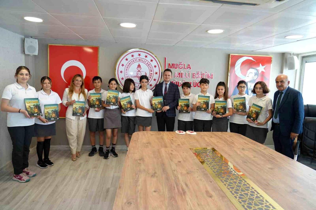 Marmaris Evrenpaşa Ortaokulu'ndan 'Zamanın Gölgesinde: Latmos' Projesi