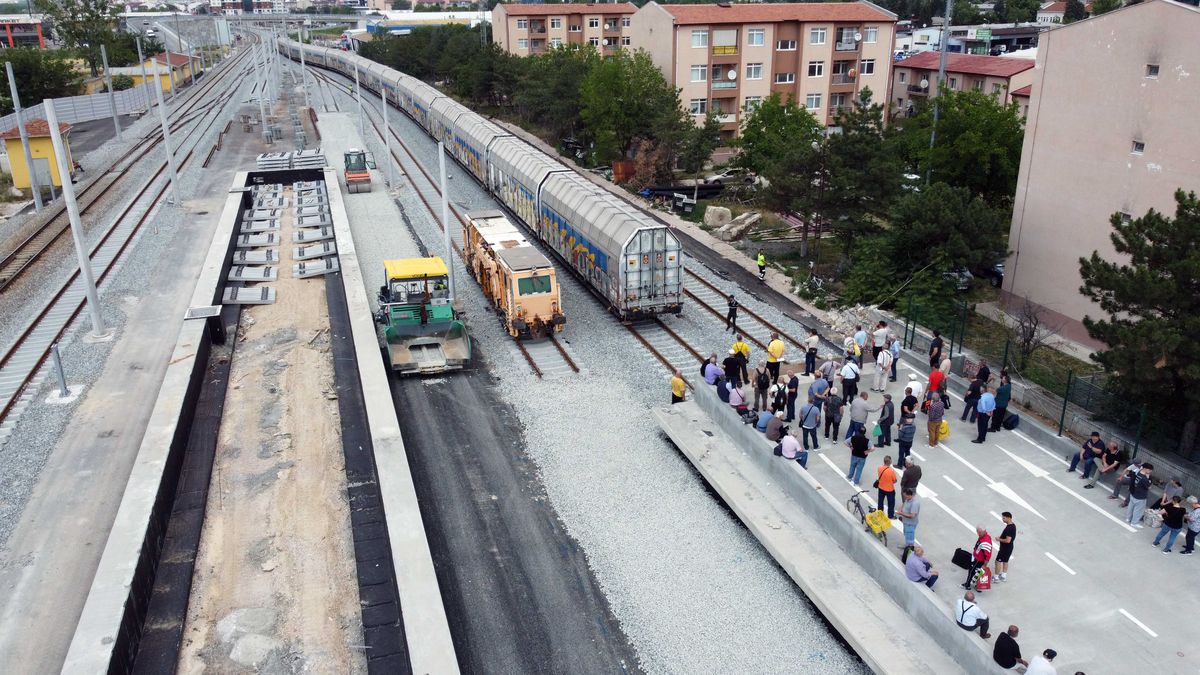 Gurbetçiler Tatil İçin Trenle Türkiye'ye Dönüyor