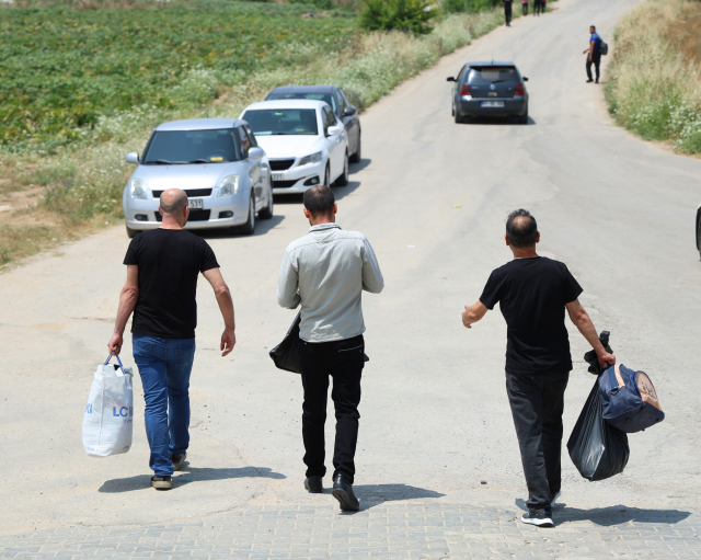 Young man released under the execution law: I want my father to be released too