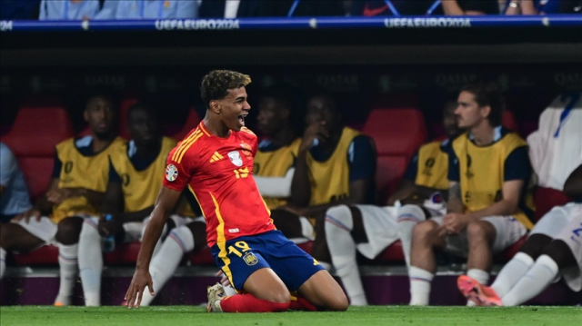 İspanya Fransa hangi kanalda? İspanya Fransa maçını hangi kanal veriyor, nerede izlenir? İspanya Fransa hangi kanalda? İspanya Fransa maçını hangi kanal veriyor, nerede izlenir?