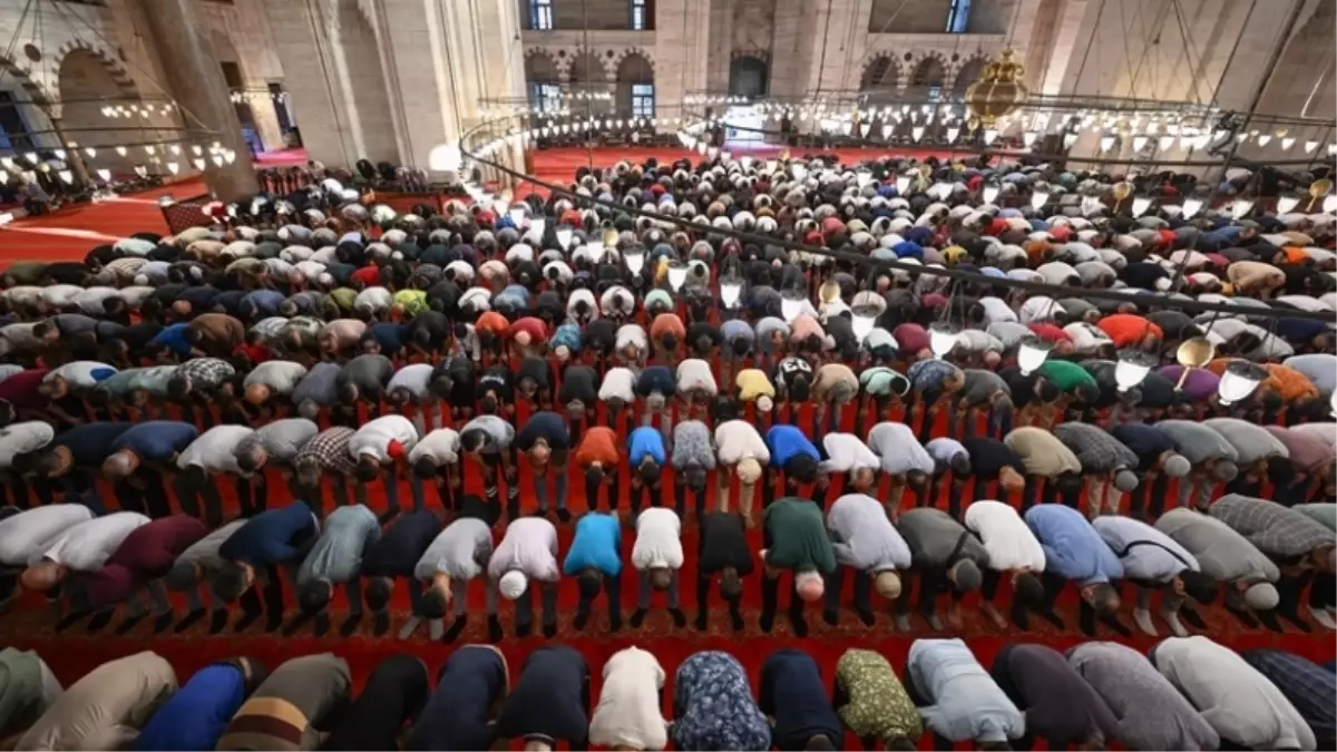 Kahramanmaraş bayram namazı saat kaçta 2025? Kurban Bayramı namaz vakti ne zaman? Diyanet il il Kurban Bayramı namaz saatleri!