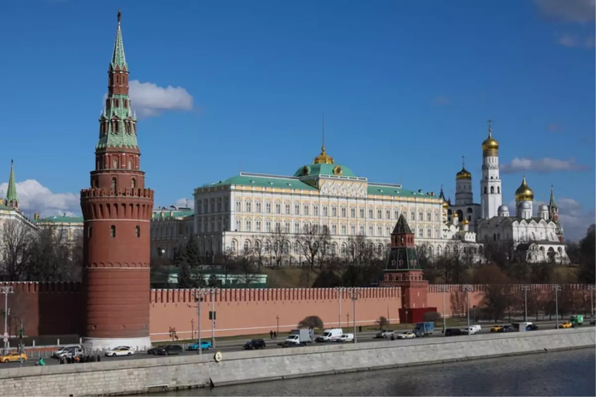 Kremlin: Ukrayna'nın Saldırılarına Rus Ordusu Yanıt Verecek
