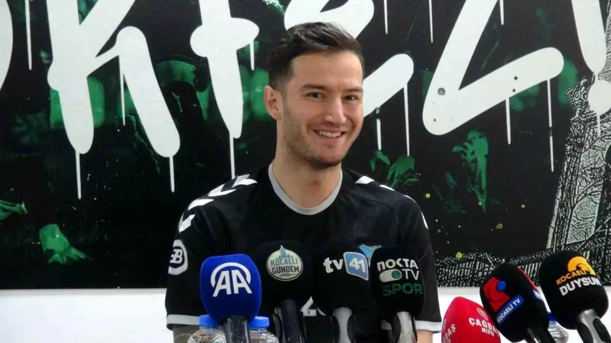 Oğulcan Çağlayan Kocaelispor'a Veda Mesajı Gönderdi