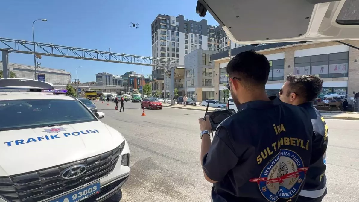 Sultanbeyli'de Trafik Uygulaması Bayram Moral Kaynağı Oldu