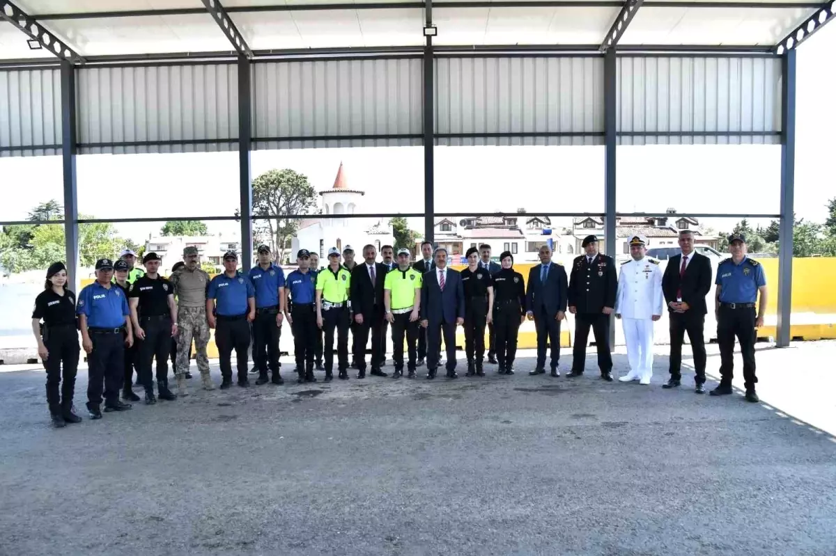 Tekirdağ Vali Vekili Güler, Bayramda Görev Başındaki Polislere Ziyaret Gerçekleştirdi