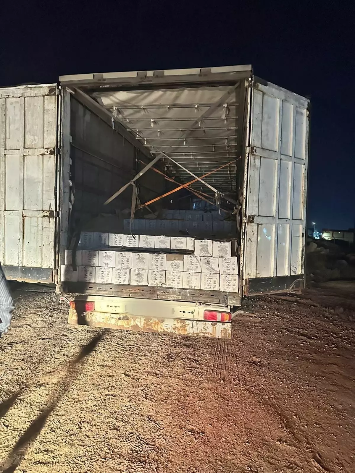 Gaziantep'te 23 Bin Şişe Kaçak İçki Ele Geçirildi