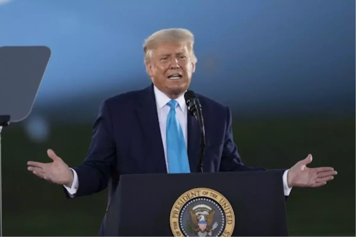 Trump, 12 Ülkenin Vatandaşlarına Seyahat Yasağı Getirdi