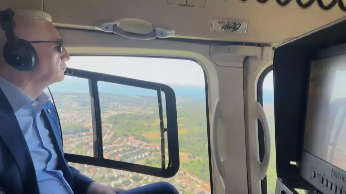 İstanbul Valisi Davut Gül, Kurban Bayramı Trafiğini Havadan Denetledi