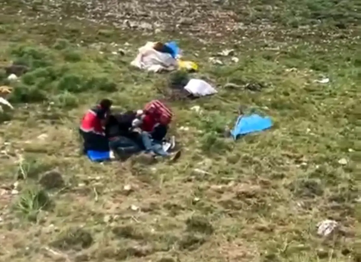 Bayılan Çobana Helikopter Ambulansla Müdahale