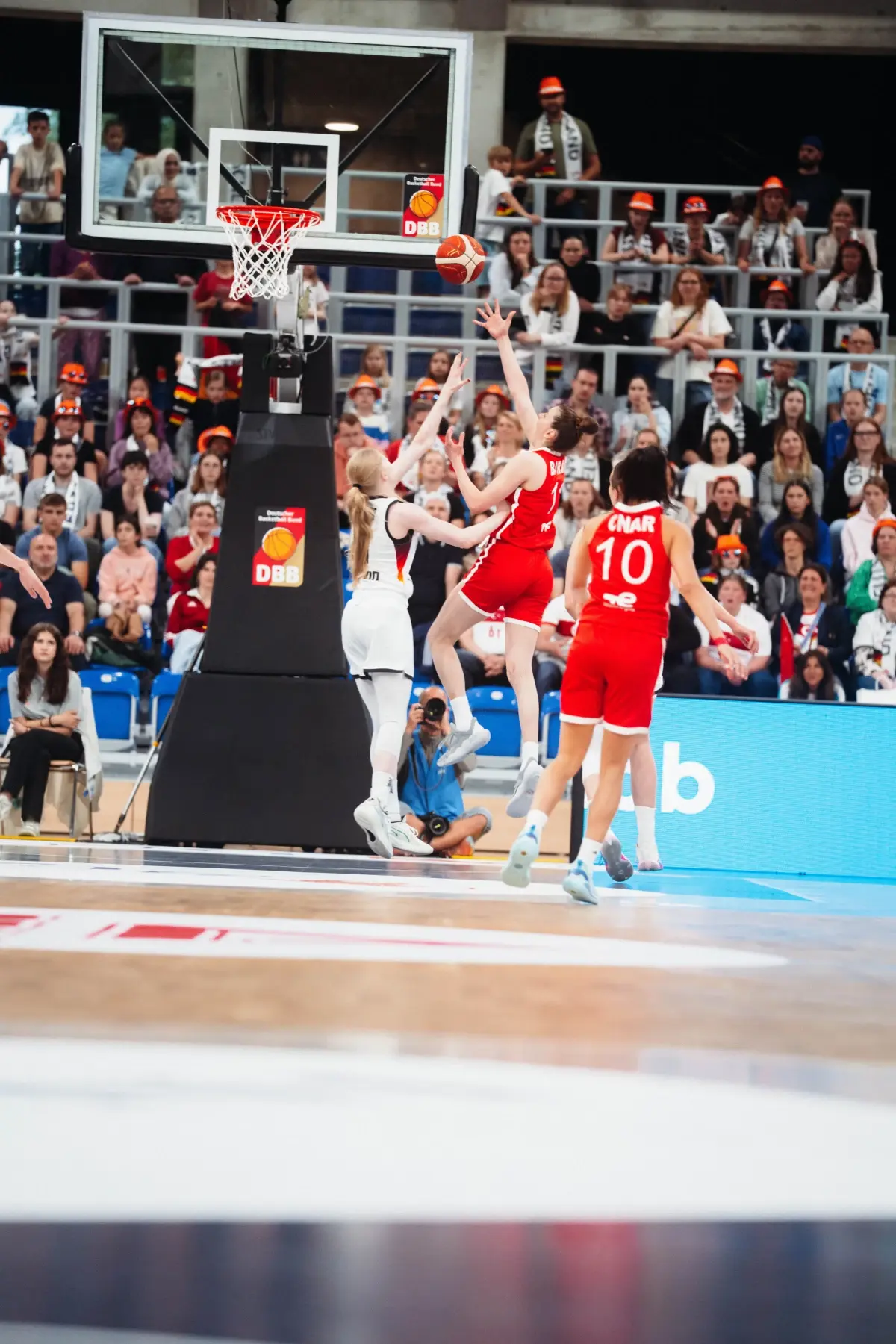 A Milli Kadın Basketbol Takımı Almanya'ya Mağlup Oldu